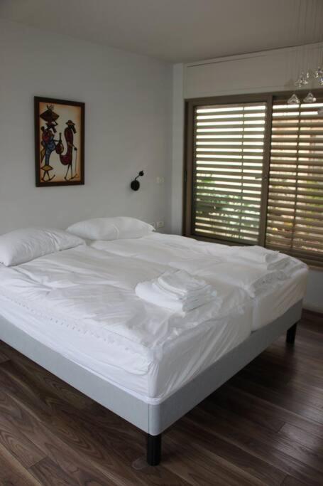 קשת בענן Villa Modi'in Ngoại thất bức ảnh