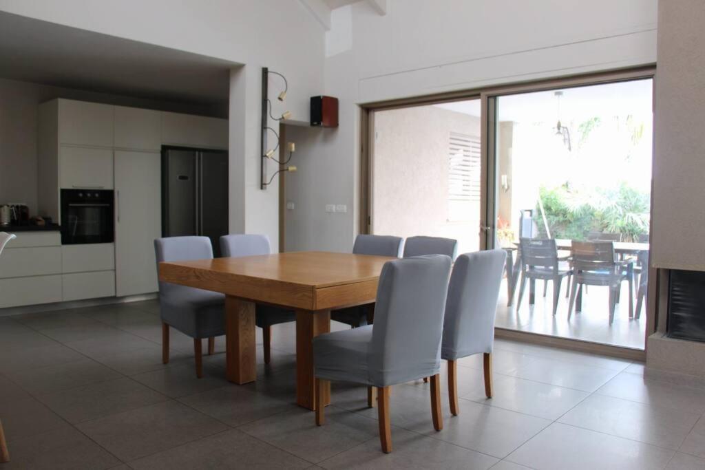 קשת בענן Villa Modi'in Ngoại thất bức ảnh